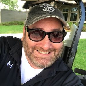 Meet your Posher, Chris